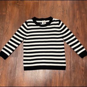 Women’s Forever 21 Exclusive 3/4 sleeve black and white striped sweater